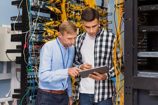 Beginner’s Guide to Computer Networking Programs: Skills, Courses, and Career Paths