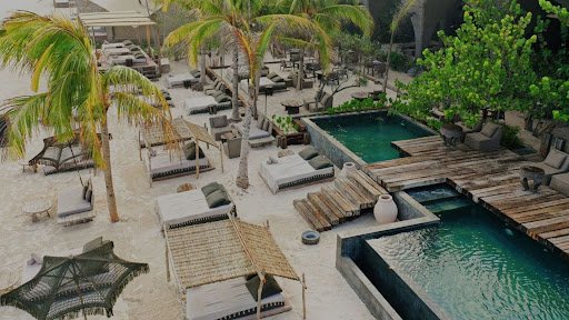 What Amenities Define Luxury at Adults-Only Mexico Resorts